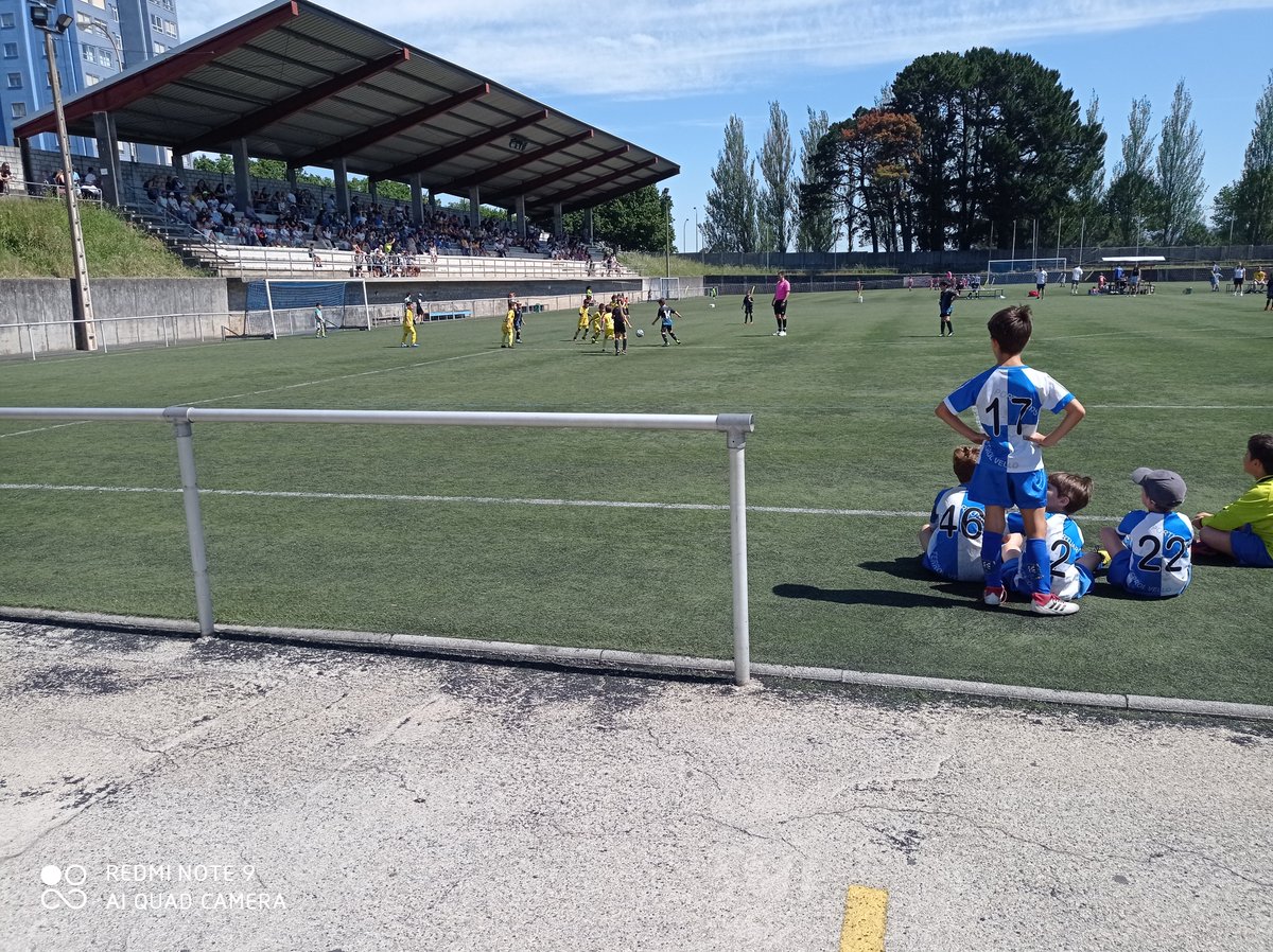 Cultural Maniños SD (@culturalmaninos) on Twitter photo Fenomenal Jornada de Convivencia de Prebenjamines q se está celebrando en Caranza con una extraordinaria organización del <a href="/Gdecaranza/">scdrgaliciacaranza</a>.
Día súper caluroso y con gran ambiente.
Nuestros peques empezaron con victoria y empate y ahora parón a comer y por la tarde más.
GO MANIÑOS Fenomenal Jornada de Convivencia de Prebenjamines q se está celebrando en Caranza con una extraordinaria organización del <a href="/Gdecaranza/">scdrgaliciacaranza</a>.
Día súper caluroso y con gran ambiente.
Nuestros peques empezaron con victoria y empate y ahora parón a comer y por la tarde más.
GO MANIÑOS