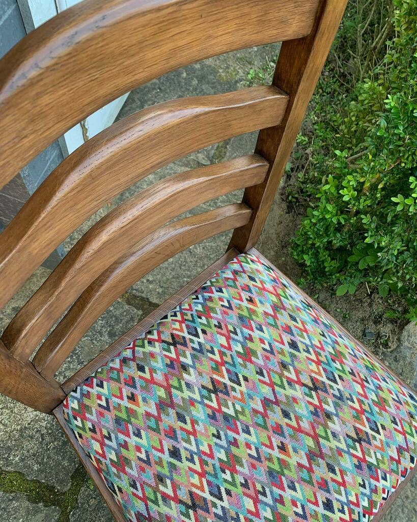 A lovely project we’ve been working on…swipe through pics to see before, during and after 🪑 instagr.am/p/CeGSdu6szW_/