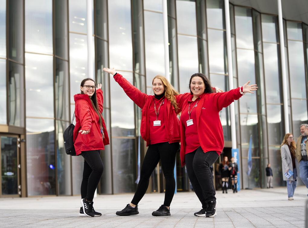 Uni_Lancashire's tweet photo. We are looking for more paid Student Ambassadors from across all of our UCLan Courses at our Preston, Burnley, and Westlakes Campuses to work with us.

Deadline 5 June. Apply here: https://t.co/6DBdDxthId
Any issues, email: studentambassadors@uclan.ac.uk https://t.co/KtPieuYxst