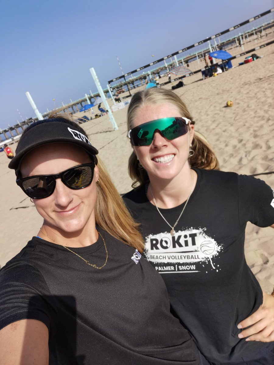 go smash it today ladies... literally #beachvolleyball #teamrokit #palmersnow