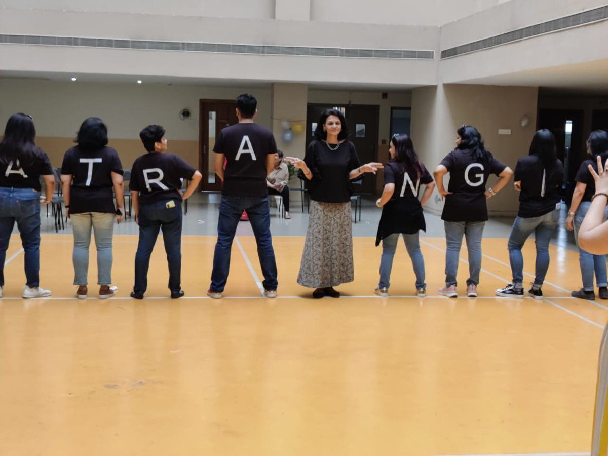 Celebrating end of another successful session at <a href="/DPSI_Edge/">DPS International</a>. Thank you <a href="/singhrima/">Rima Singh</a> for the fun-filled memorable day!
#atrangi2022