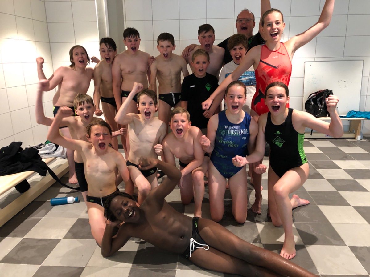 ROSC1922's tweet photo. 🥇🇧🇪 #waterpolo Royal Ostend Swimming Club U11 en U13 zijn #kampioen van #België uniek voor onze club ! #oostende #positief #coachen #vreugde #sport #top #jeugd #bewegen #team #vriendschap https://t.co/GB1ZR4XtPp