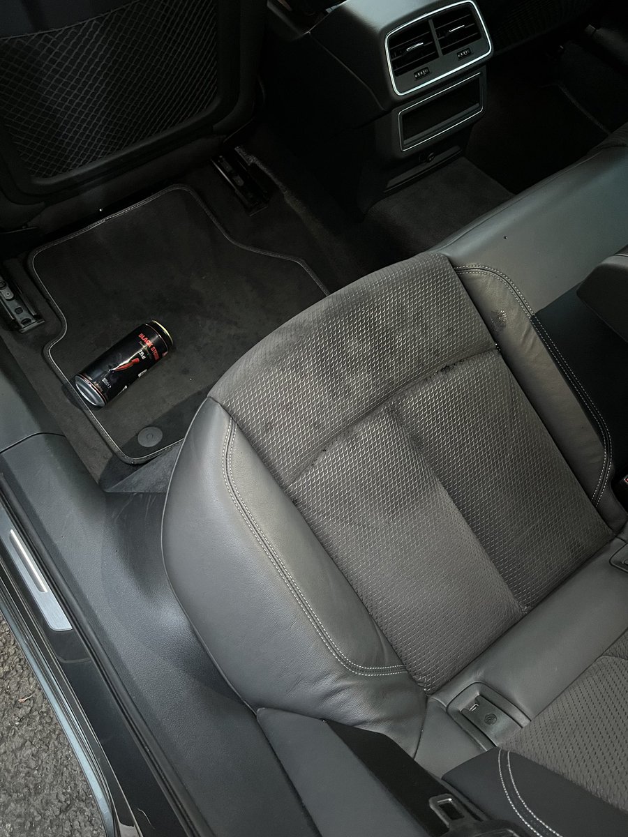 trjhayward's tweet photo. Hi @Uber_Support which cleaning fee category (minor, mild, severe, severe+) would the following fall into please? https://t.co/v9Y0NLVO2J