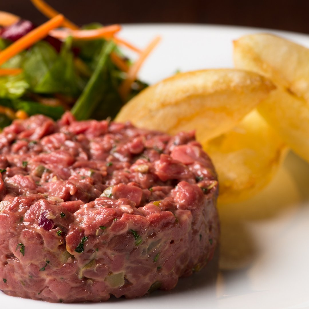 Steak Tartar con mermelada de cebolla y helado de mostaza, ¿te animas a probar este manjar?

Beneficio con Club La Nación 20%OFF.

Reservas por WhatsApp: +54 9 11 3559-9199.

#parrillaargentina #restaurant #PuertoMadero #tradicionargentina #gastronomía #carneargentina