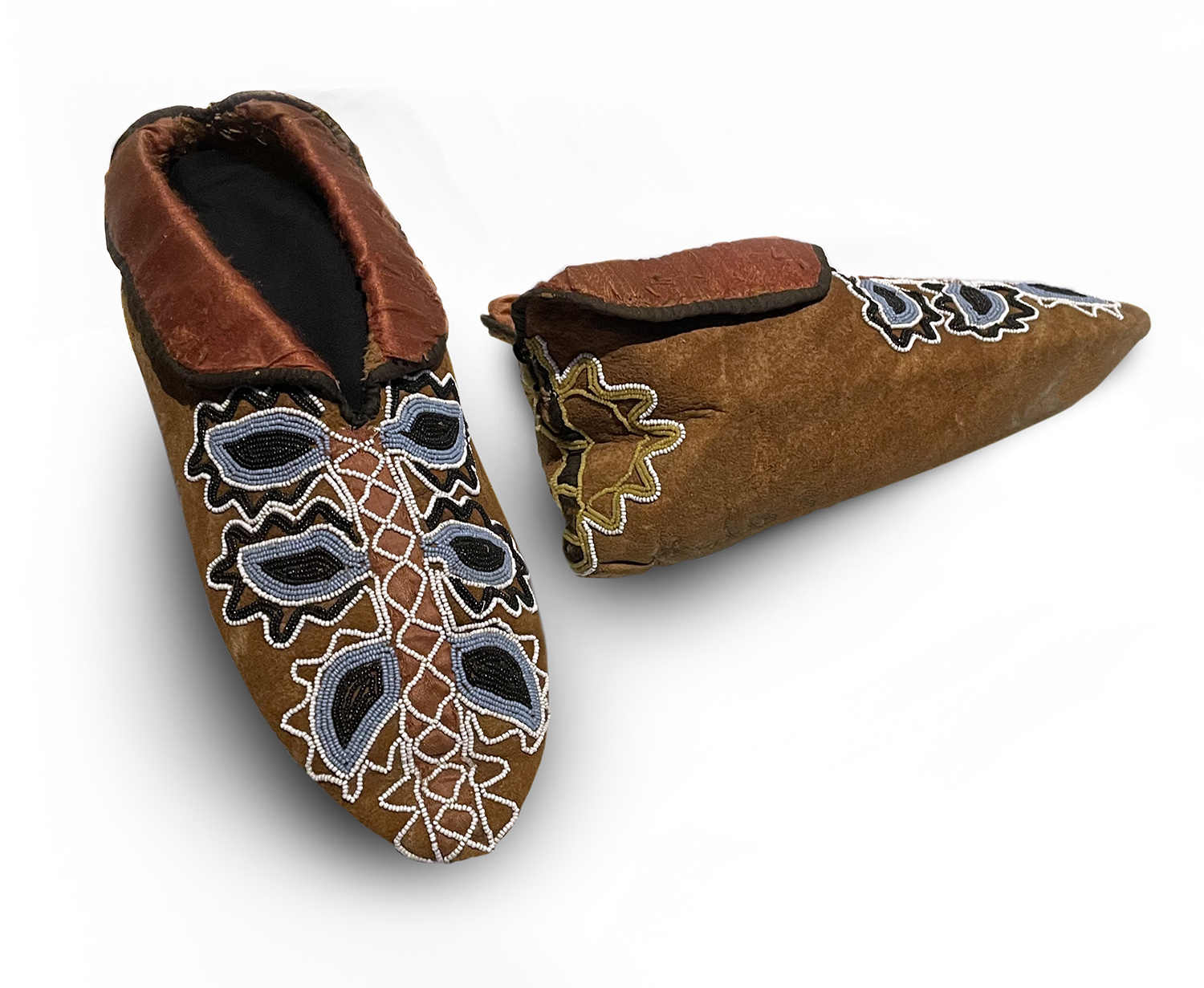 Cherokee indian deals moccasins