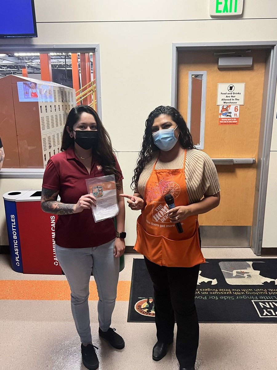 Robert Lopez (@roblo5087) on Twitter photo Our HR <a href="/LemosTannia_THD/">Tannia Lemos</a> presenting our admin Elle with a Homer. She goes above and beyond to assure we are taken care of with everything we need from our small events to huge celebrations. @rayray5641 <a href="/_ian_phelps/">Ian Phelps</a> <a href="/flo_thd/">JFloTHD</a> Our HR <a href="/LemosTannia_THD/">Tannia Lemos</a> presenting our admin Elle with a Homer. She goes above and beyond to assure we are taken care of with everything we need from our small events to huge celebrations. @rayray5641 <a href="/_ian_phelps/">Ian Phelps</a> <a href="/flo_thd/">JFloTHD</a>