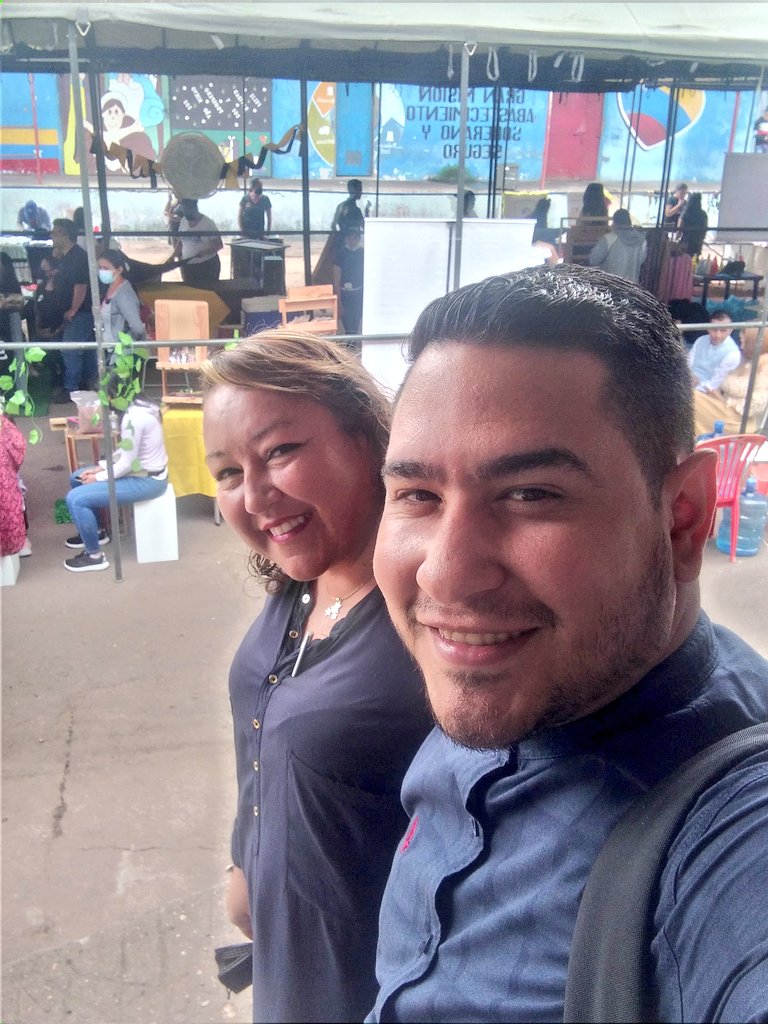 mviviana_212's tweet photo. Hoy #Sab28 maravillosa feria de emprendedores organizada por el Estado Mayor del emprendimiento. Las 4f (Formación, Formalización, Financiamiento y Feria serán abordadas en este evento. En @tachira_gmas @EmprendeTch @JuntosEmprender @FreddyBernal @BermudezJoseA @KaremDeBernal https://t.co/12UDqQlfCY