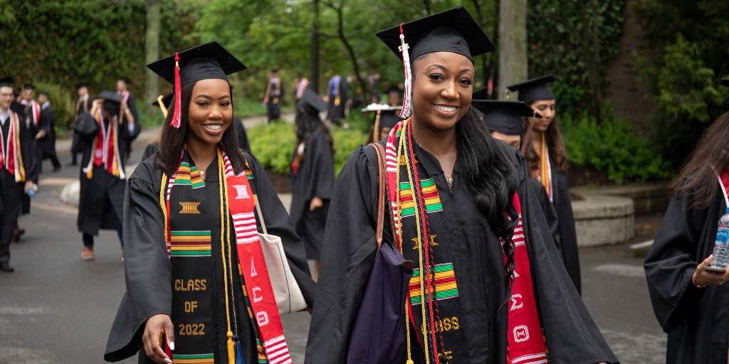 CornellDyson's tweet photo. A great day for Cornell's Charles H Dyson School of Applied Economics and Management graduates! They, along with faculty and administrators, joined in the fun of the Cornell Commencement Procession today. #Cornell2022 #CornellGrad https://t.co/jsQK6BVjxM