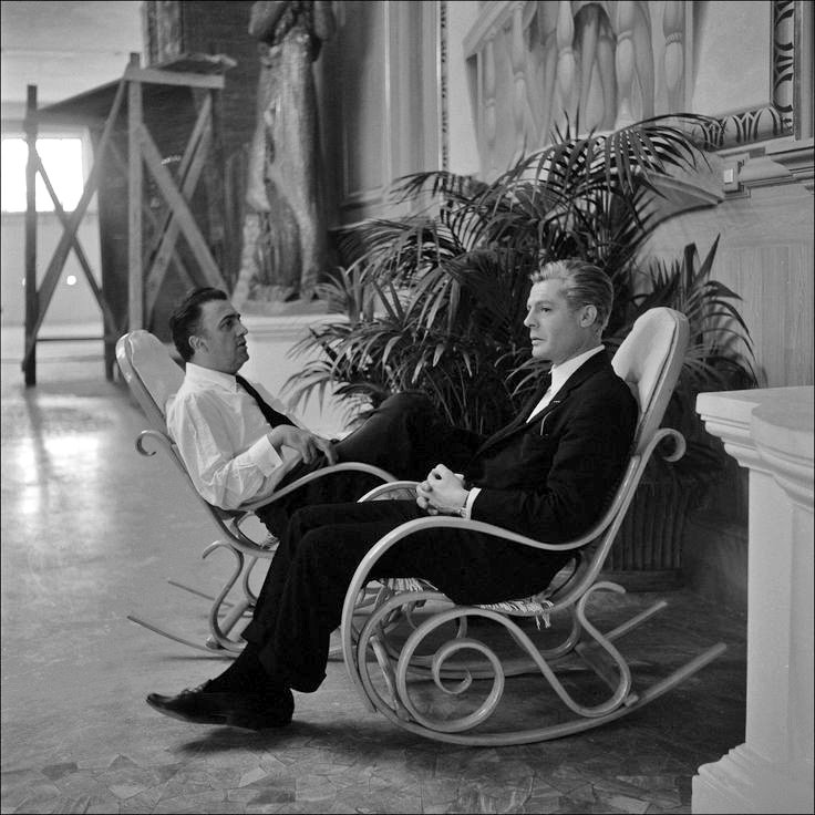 projectionistw's tweet photo. Fellini &amp; Mastroianni. https://t.co/CrWkE3He1l