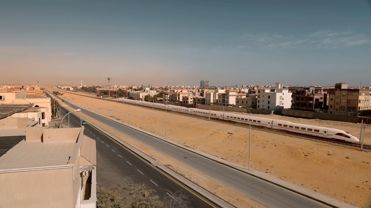 We have agreed to deliver a further two turnkey projects in Egypt. In total 2000km of new high-speed rail will connect 60 cities. Honoured to work with the #MovingEgypt team! Find out more here: press.siemens.com/global/en/pres…