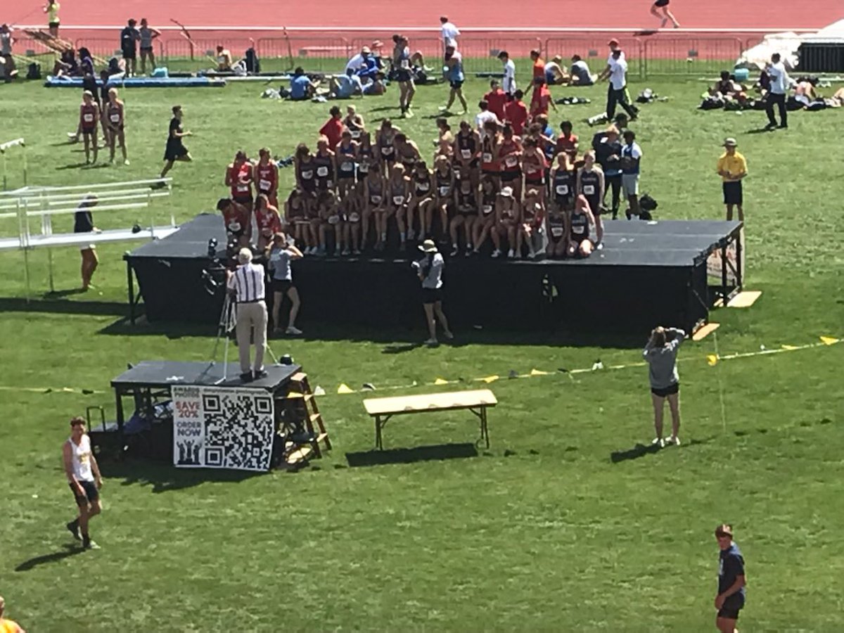 Girls 4x800 on the podium. Kinnley  Hoffhines, Kyleigh Thomas, Jocie Thomas, and Kara Johnson finish 8th in the state!