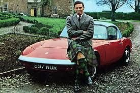AutoTradition's tweet photo. The Lotus Elan celebrates its sixtieth birthday this year. Here's one with Jim Clark. #JimClark #LotusElan #Lotus #LotusCars #Elan #SuperfastScot Via Richard Parramint. https://t.co/NkxeQukrKY