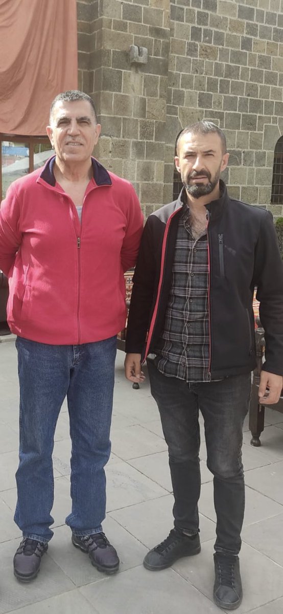 Alperhan (@kalperhan) on Twitter photo Yol başcımız dert sofrasında bal yeyip baş verip baş eğmeyenlere selam olsun #başeğmediler <a href="/YusufZiyARPACIK/">Yusuf Ziya ARPACIK</a> Yol başcımız dert sofrasında bal yeyip baş verip baş eğmeyenlere selam olsun #başeğmediler <a href="/YusufZiyARPACIK/">Yusuf Ziya ARPACIK</a>