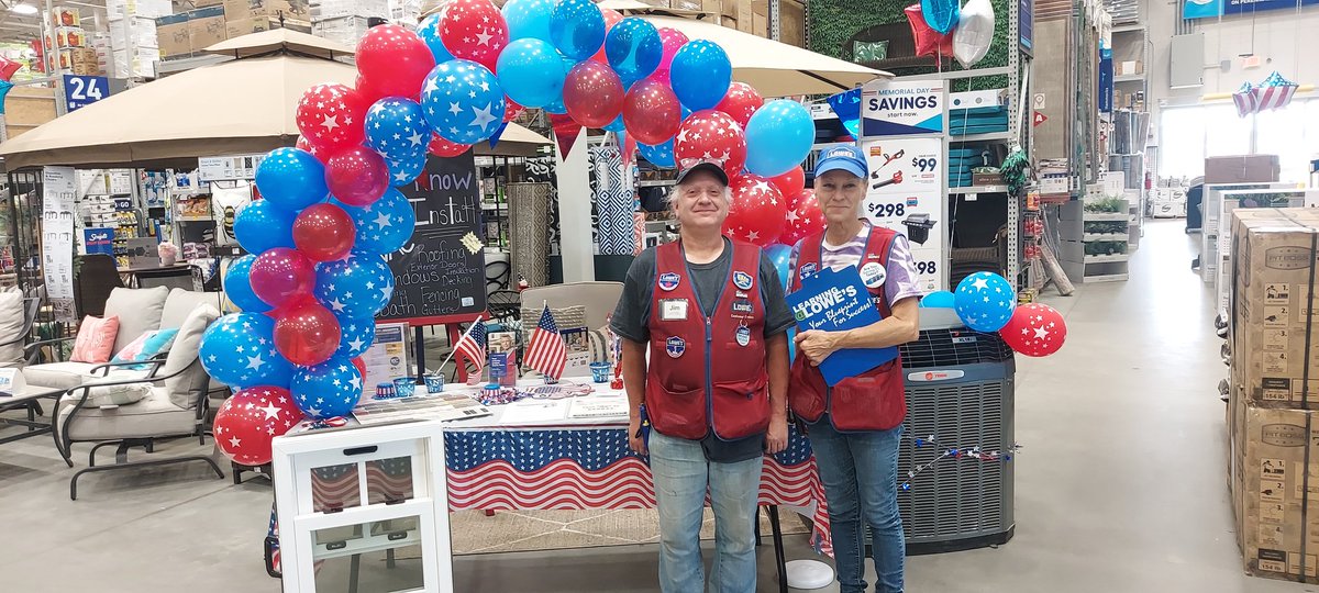 MeginConor's tweet photo. Here at 2698, Jim and Julie are set and ready to capture some leads this memorial day weekend! Let's bring it! @lauraj2020 @PresnellLars @eric_marler @BenitoKomadina @katlynzora @specialtylowes https://t.co/vyexsTf2m9