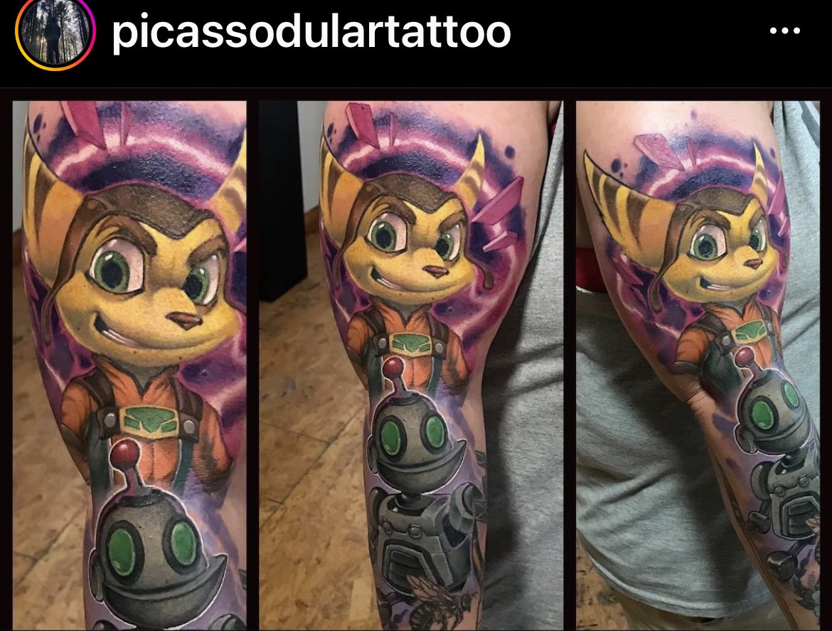 miss_atari's tweet photo. @Wipz @timthetatman Didn’t start my sleeve until I turned 50. Bee was my first.Any guesses on the game art on my upper inner arm? https://t.co/da7FsUosil