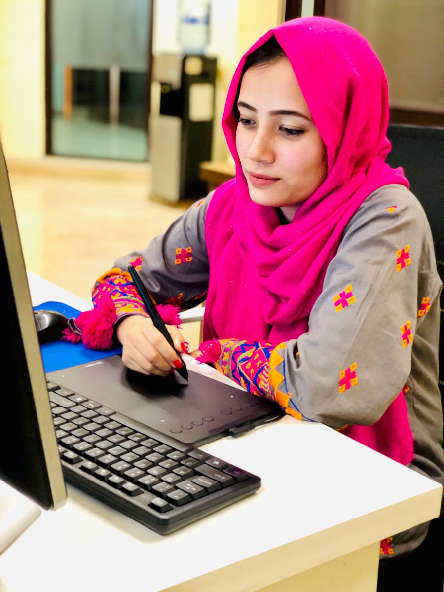 StudioWiga's tweet photo. Our female #NFTartists rocking every design project. 

#NFTartist #nftartgallery #NFTCommmunity #wignft #workinggirl #NFTLaunch #office https://t.co/Hf71Lte96B