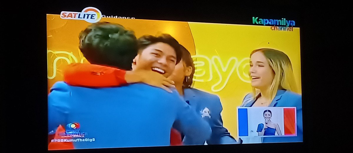 Xiel_Lyz's tweet photo. Okayy Congrats Rob!!! https://t.co/JgwmDQc11L