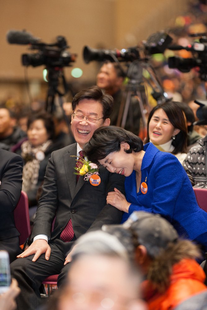 이 사진 왜 이렇게 좋아....