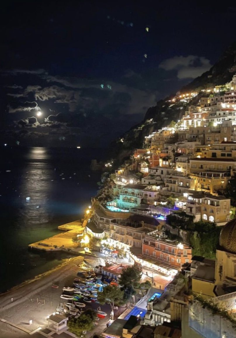 W0rld2026's tweet photo. Positano by night https://t.co/oqz5e4oiBu