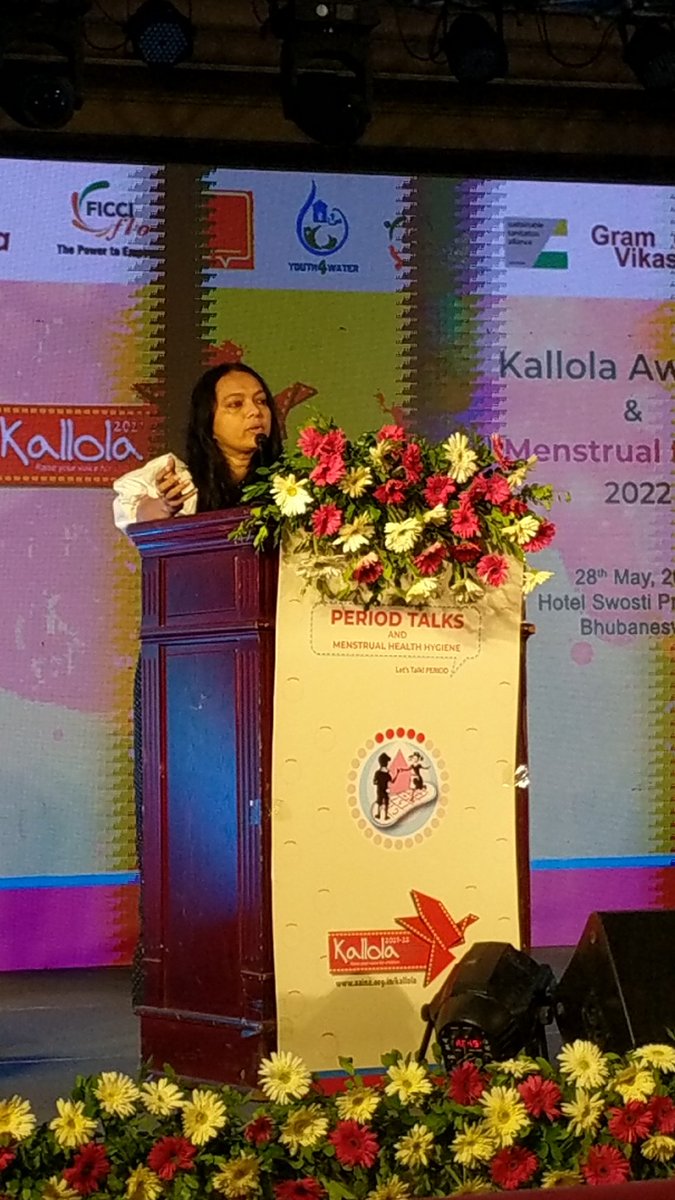 KallolaOdisha's tweet photo. "The best films are ones that makes people feel and think"
- Jury member Purva Naresh addresses our participating filmmakers

@UNICEFIndia @aaina_ngo @Youth4Water1  #SuSanA @IRCWASH
#LetsTalkPeriods #Kallola2021 #MenstrualHygieneDay https://t.co/ZldyovD7yx