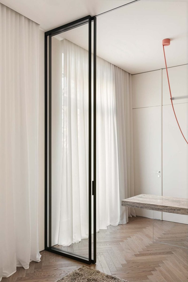 TrePTrePiu's tweet photo. Pavilion light. 4,6 mt.
A special project #Milano
#design #interiordesign #interiorproject #aludesign
@kedhomes  @NomadeAID @ddn_world @DomusWeb @INTERNIMagazine @kedhomes @ArchiExpoNews https://t.co/O3P3Gk4rbU
