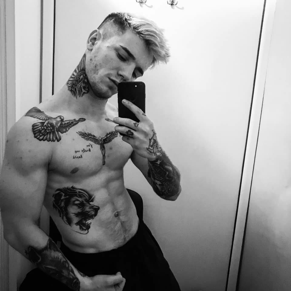 https://t.co/W74DMDCLlz @Cam4_NL @Cam4_DE @Cam4_IT @Cam4_GayIT @Cam4_SE @cam4_US @cam4_gay @Cam4 @ItaliaCam4