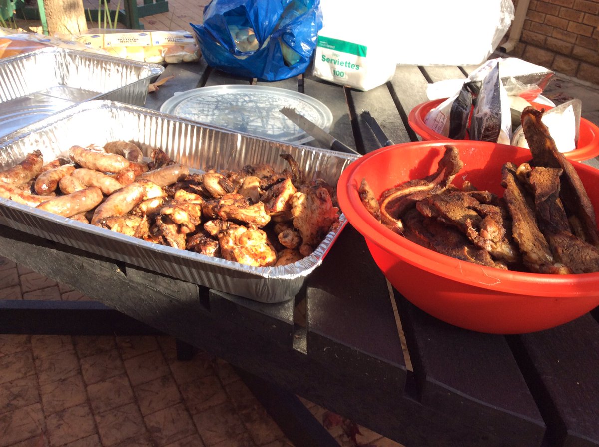TiyaniTee's tweet photo. Per tradition, there’s always a braai whenever we host these youngins. #GYSTEMDay #STEM https://t.co/ICwvfS5GQM