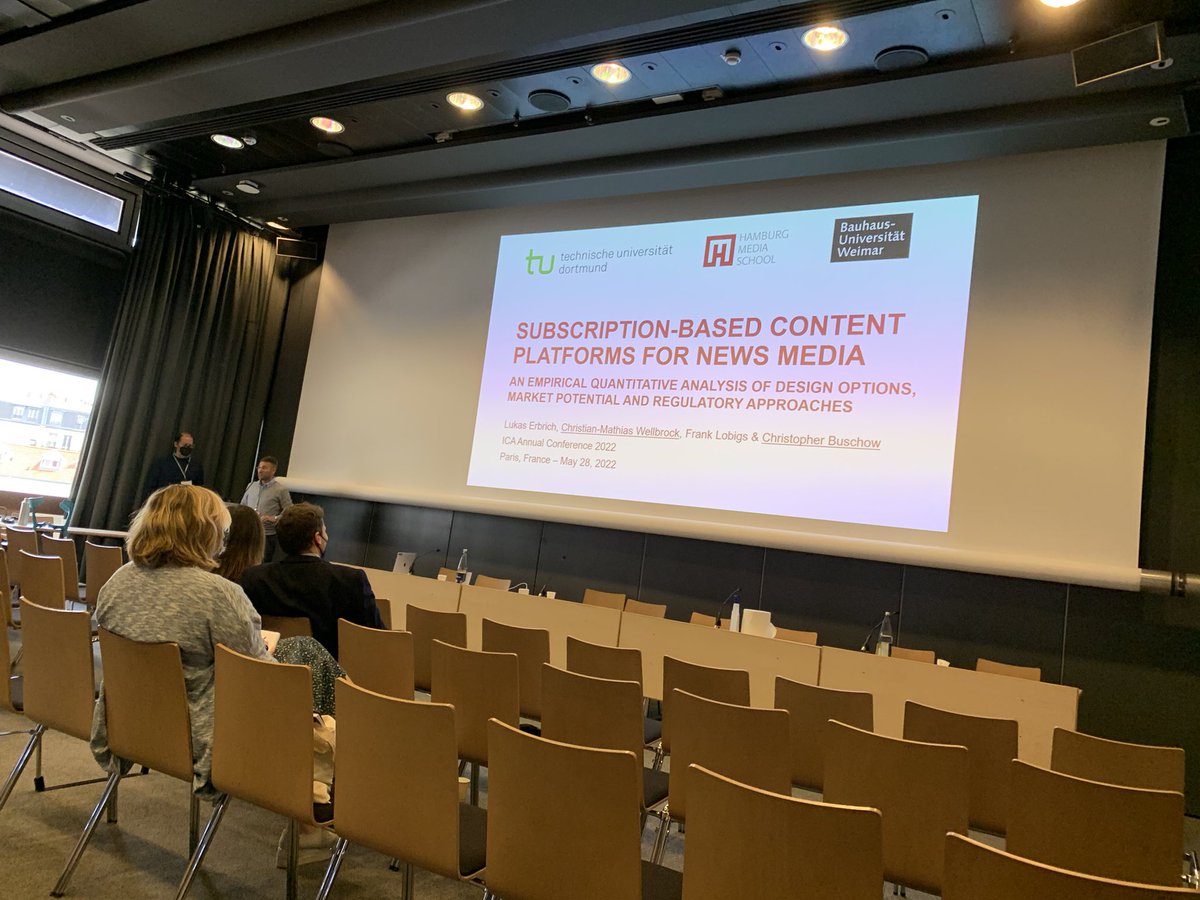 bartoszwilczek's tweet photo. .@DocWellbrock and @chrias are presenting fascinating study on subscription models in news media #ica22 https://t.co/WWYdK7mAh1