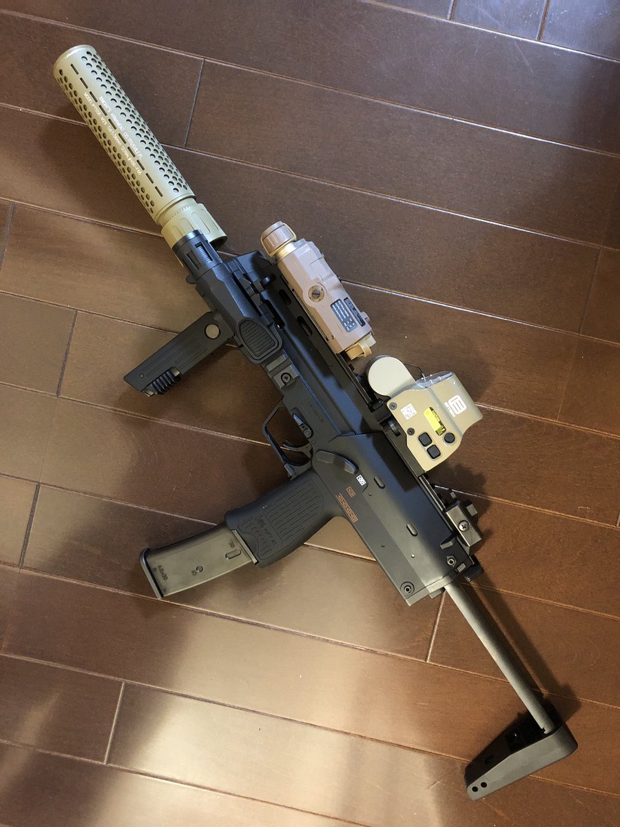 Cooper_daeg's tweet photo. 実際には無いセットアップやと思うけど、手持ちのアイテムで盛ってみた。

これはこれでカッコイイと思う^ ^

#mp7a1 https://t.co/0ArpPFShMZ