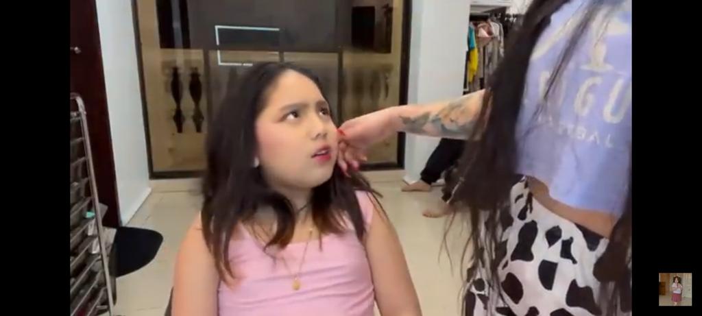 Onince_ye's tweet image. Ganda mo po Babeh Girl 💜 Sobrang saya lang kase nakikita kk kayong tatlong Masaya 💜 Stay string sa inyo💜 #TyroniaFowler
youtu.be/CNtKLCYAWs0