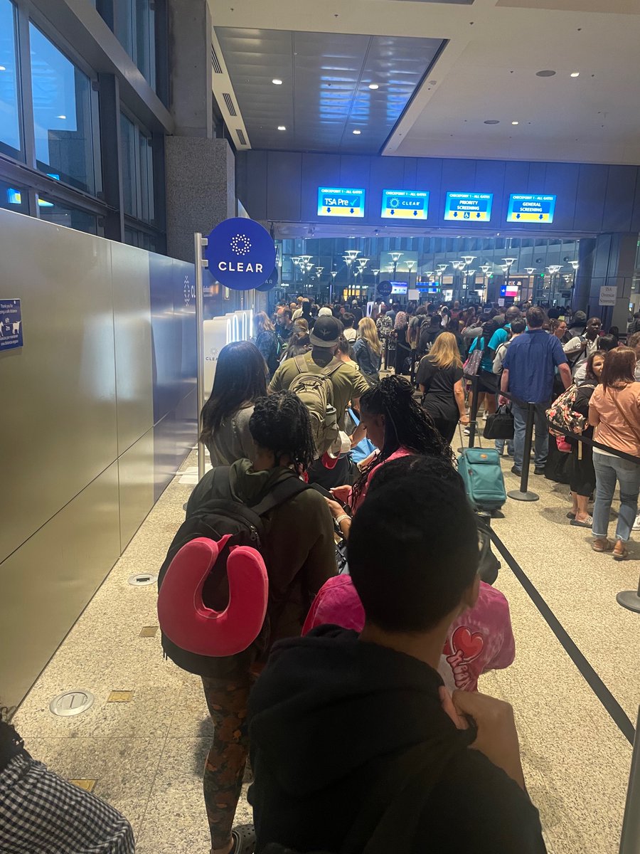 a_cm's tweet photo. @Clear really bad morning at @AUStinAirport today. Only one checkpoint open, 40+ deep at 6am. Please staff up for peak times and your large enrollment jump. Clear agents were sending people through TSA-Pre and bypassing Clear due to lines https://t.co/N37bHPdRFy