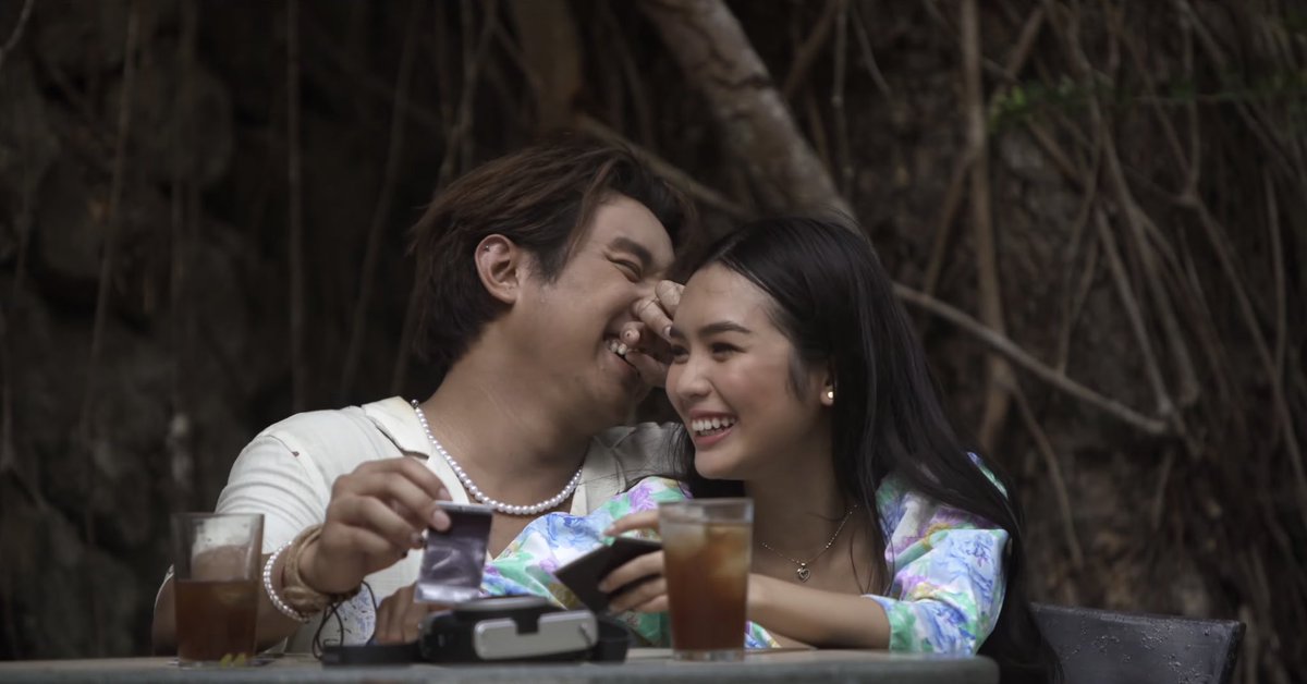 shecarrel's tweet photo. because of the mv, listening to the song again hits different. i felt it more. 

#ZackxFrancineMyAYA https://t.co/6ULNjYCyfj