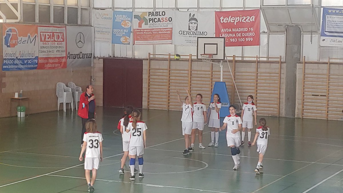 BMArroyo's tweet photo. Hoy hemos jugado con los prebenjas, las alevinas y un amistoso los senior.
Gran jornada la de esta mañana 👏👏👏
#bmarroyo #basebmarroyo #estudiossigma #H20 #latablería #papeleríalaflecha #Maradú #HermanosGutiérrezContrucción #Marpel #Topmachine #Foyelsa #elaccesorio https://t.co/tdCZxnzlDe