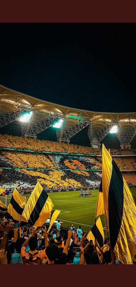 ITTI_Club_FC's tweet photo. 🎙️ وليد الفراج :

جماهير #الاتحاد تحسسك انك في أوروبا 💛 https://t.co/US9LdCM9T8