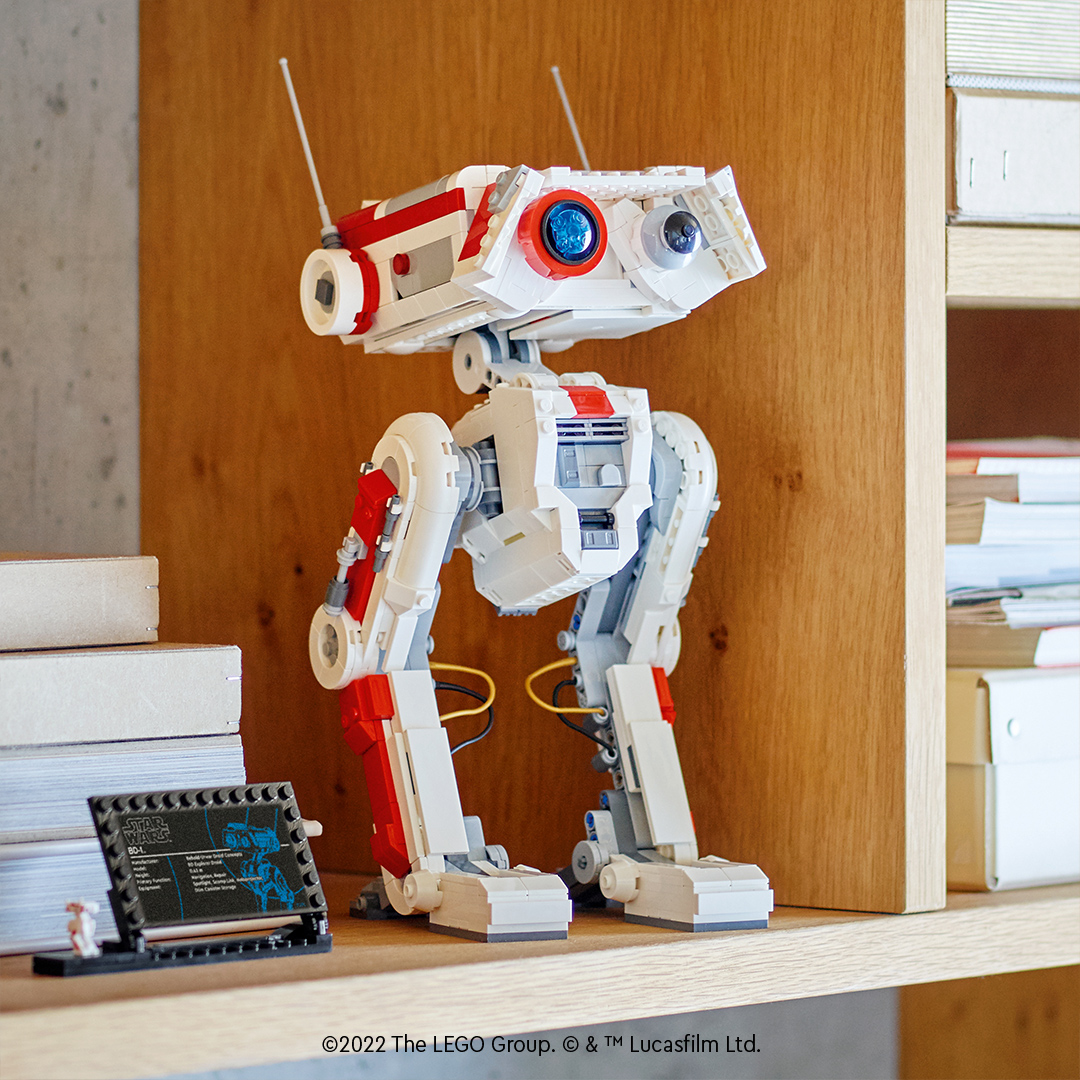 LEGO_Group's tweet image. Grab your lightsaber and get ready for the summer of LEGO Star Wars.

#LEGO #StarWars #LEGOStarWars