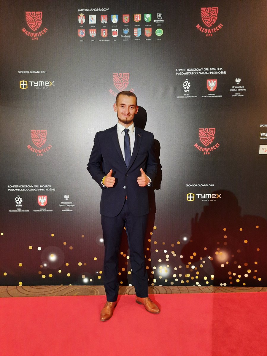 KloczowskiJozef's tweet photo. Wczorajszy wieczór miałem przyjemność spędzić na gali z okazji 100-lecia @mazowieckizpn godnie reprezentując @kks_zoliborz.

Serdecznie dziękuję Panu Prezesowi Pietrzykowi za zaproszenie i to wyjątkowe przeżycie! https://t.co/tIRDq5yqRV