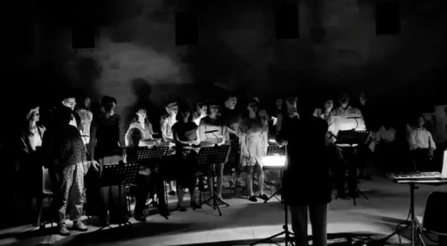 MusarcChoir's tweet image. Today 28 May 2022, 7pm BST to 8.46 BST 👉🏻 @ResonanceExtra BROADCAST from Day 1 of The End of the World Service @neilluck 🦻🏼 📻extra.resonance.fm/episodes/musar…  #postdisasterrooftops #bodiesasinfrastructures #taranto #tarantismo #contemporarymusic #contemporarychoralmusic #musicandecology