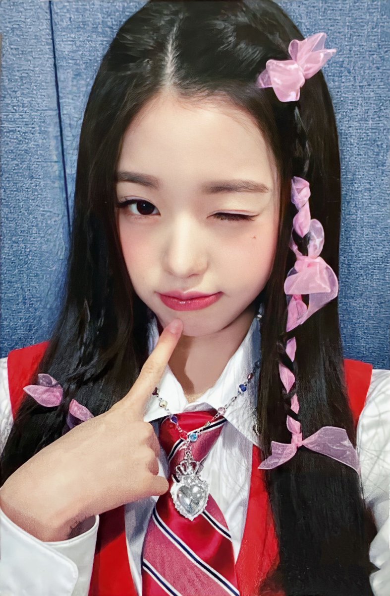 1471. IVE Love Dive Mokket Shop Benefit Wonyoung Photocard