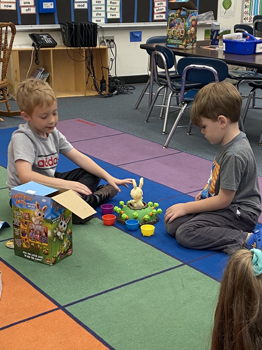 FCPS_JenTrueK's tweet photo. We had Gg-game day yesterday! #NMWRoars https://t.co/JdcZahzcuL