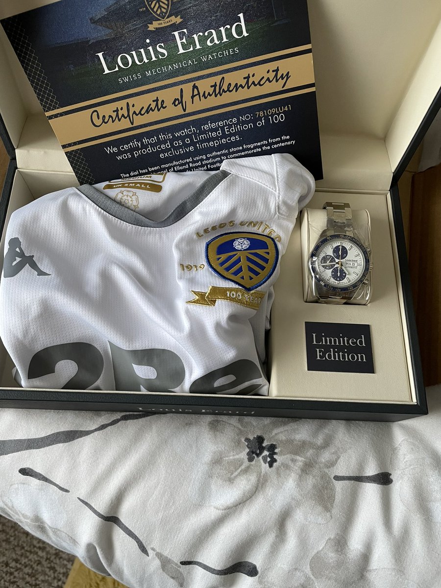 Andrewbjones1's tweet photo. @FollowingLUFC your chance to win a brand new, Leeds United Centenary Limited Edition Watch, Only 100 ever made! Comes with the Championship winning side signed shirt with certification, all fully boxed.  £42 a number 1-59 once numbers are sold I will do a live draw, Dm me #MOT https://t.co/dqy6MciDQU