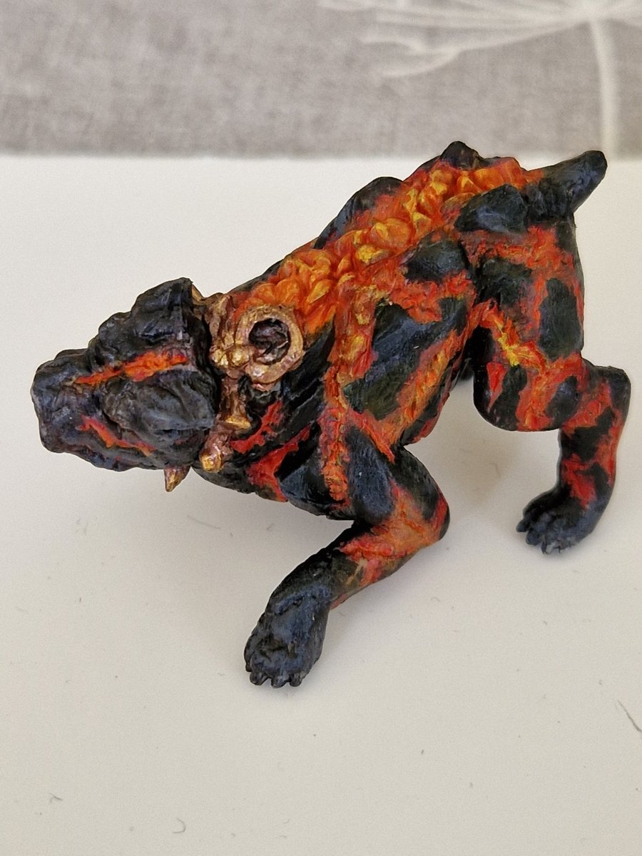 belalurion's tweet photo. This HellHound is my contribution to #Goblinspiration this month, the fires of hell bursting through! @Goblin_Squire https://t.co/ciQXB4Erh6