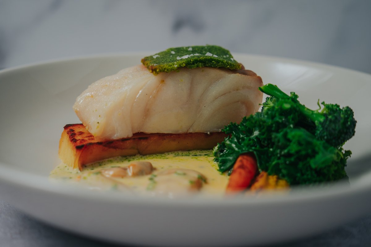 SouthFarm1's tweet photo. Just a few photos of some of our amazing wedding food. If you book a wedding at South Farm we have so many delicious, seasonal menus for you to choose from! 
#weddingfood #plantbasedfood #weddingmenus https://t.co/o5jr5aQCOM