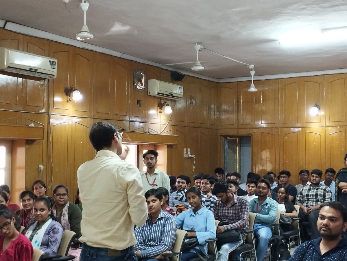 CodeQuotient's tweet photo. We will march till we accomplish our goals!
Thank you, Mr Matish Garg (Assistant Professor), for being a part of the super successful #SuperCoders orientation at RKSD College Kaithal.
There’s more coming!
#CodeQuotient #SuperCoder #SuperCodersProgram #Orientation #techindustry https://t.co/NWq03GO1h9