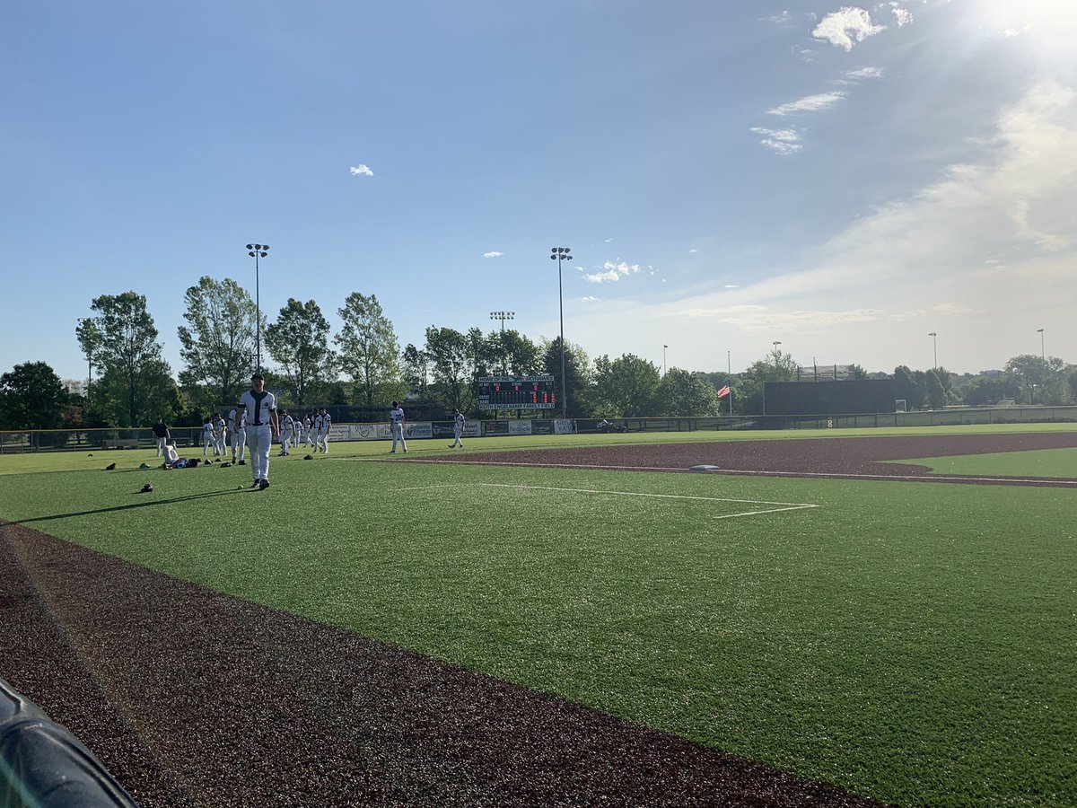 drothe5's tweet photo. Beautiful day for baseball! https://t.co/F4nxFiM7y7
