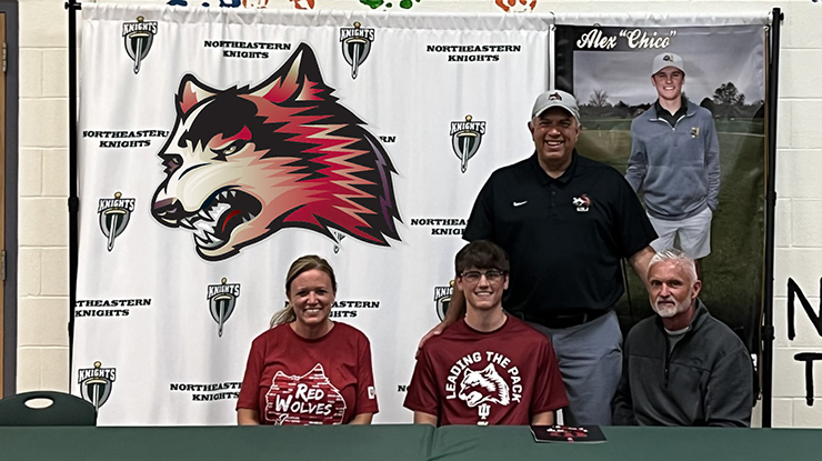 iueredwolves's tweet photo. 🐺⛳️ Get to know #iueast men's golf signee Alex Beatty from Northeastern HS. ⛳️🐺

📰 https://t.co/aq5nrBmnnE

#RedWolfNation @RiverStatesConf https://t.co/iVb8IQm3u4