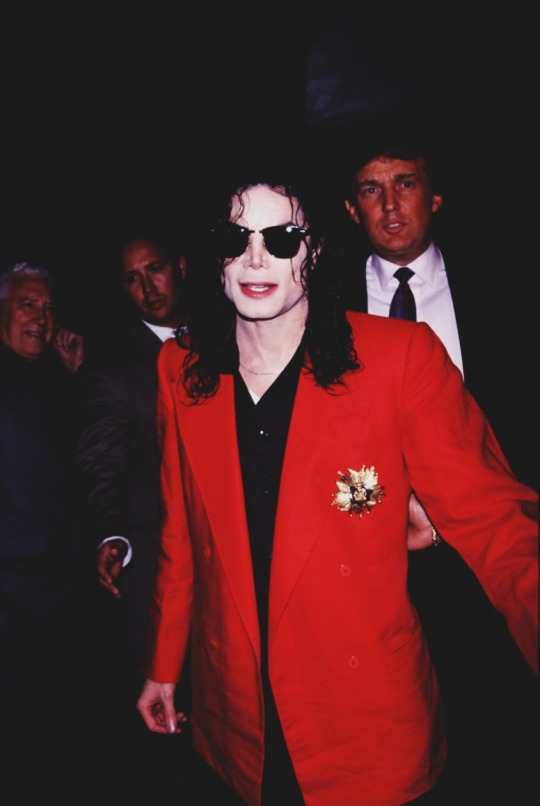 1minus1equal35's tweet photo. Photos from 1992. https://t.co/tuhO9vdelZ