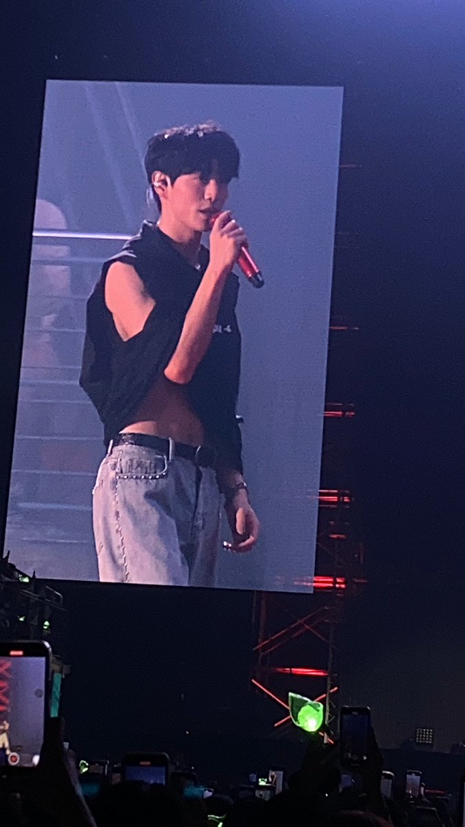 nnyoune's tweet photo. ตายไม่ฟื้นนนนนเลยกู😭😭😭😭😭😭😭😭😭😭😭😭😭😭😭 

#PULLUPwithMarkTuan_Day2 https://t.co/FLwqTLMshs
