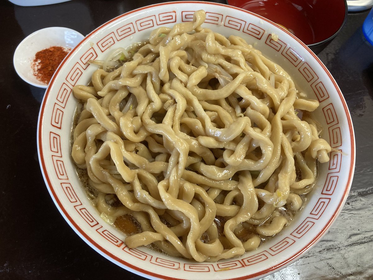 T82060333's tweet photo. 麺のおばけ https://t.co/yDRiA4CDrx