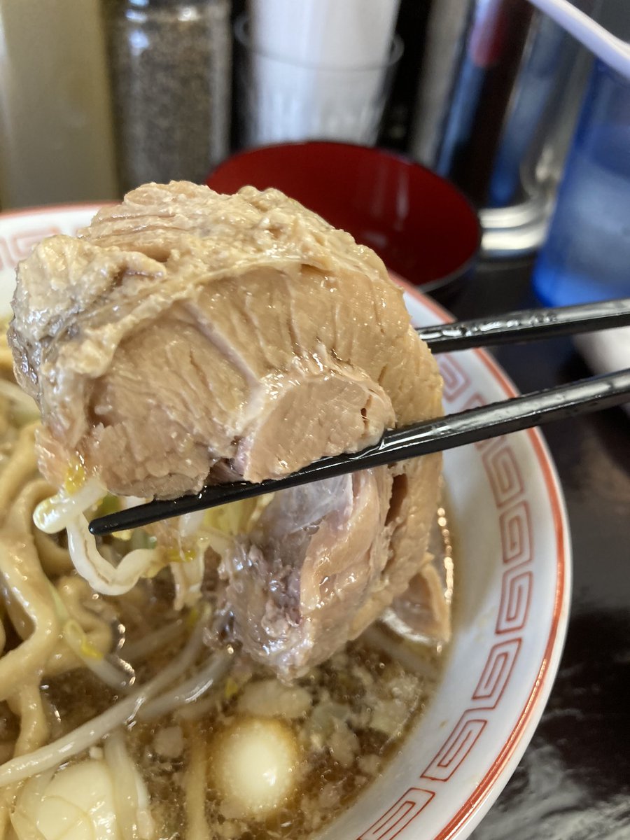 T82060333's tweet photo. 麺のおばけ https://t.co/yDRiA4CDrx
