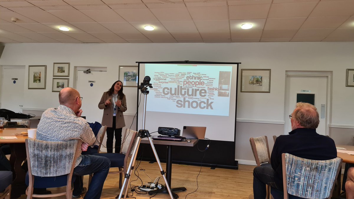 LambAlastair's tweet photo. @mercaderclaudia talks to Oxford Prostate Cancer Support Group #OPCSG about "Why come from Barca to Oxford to do a fellowship?"
5 lessons learned:
•not only 1 way to do things
•ask why
•involve ur pts
•learn from ur results
•England is more than just London!

#Oxford_Urology https://t.co/7wCEkiEvuA